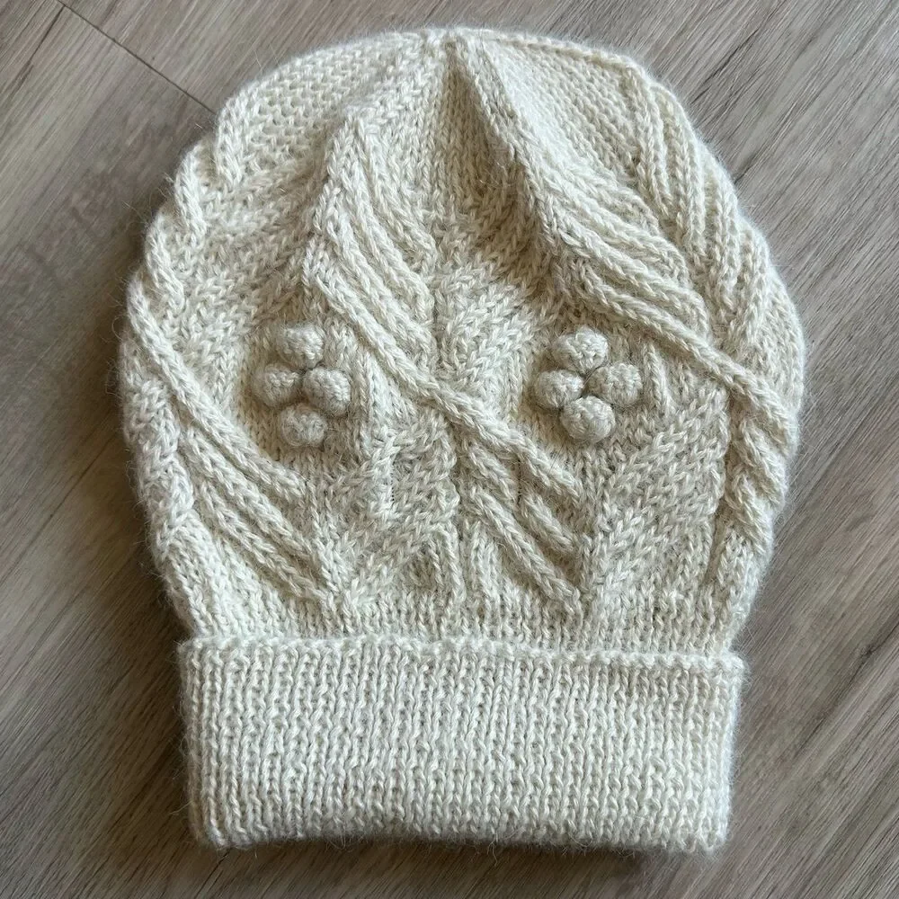 Classic Alpaca Fine Alpaca Clothing & Accessories Cream Crochet Beanie Hat